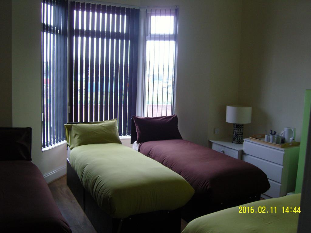 The Kop View 3* Liverpool